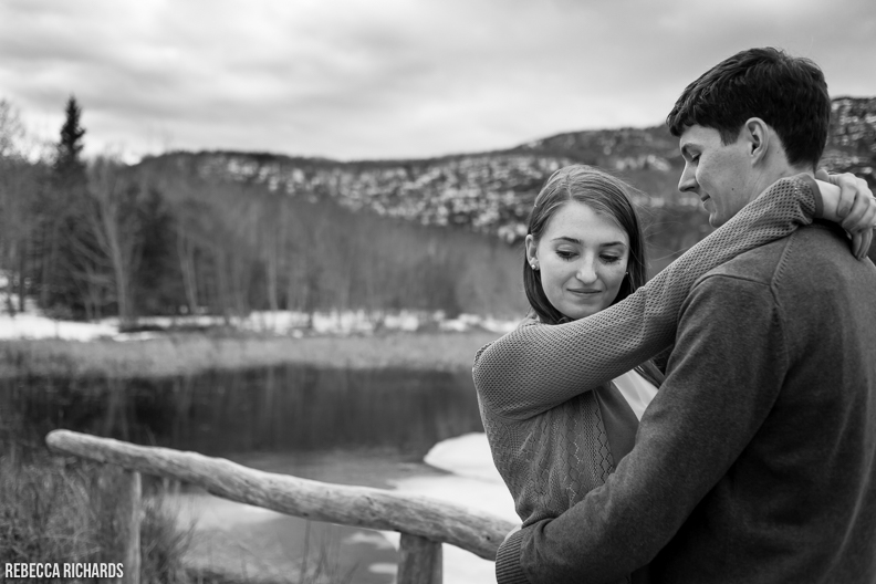 Classic engagement portraits in Maine