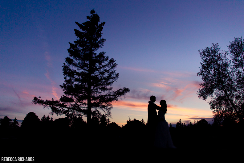 Wedding at the Causeway Club in Southwest Harbor. Maine wedding photographer. 